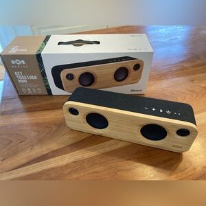 Bluetooth Speaker - Black and Tan